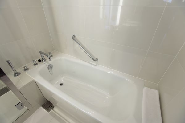Bathtub Repair in Aurora