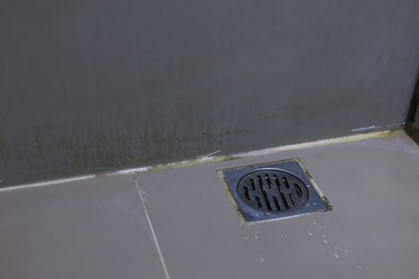 Bathroom Drain Installation in Aurora