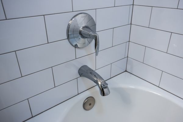 Tub Spout Replacement in Aurora