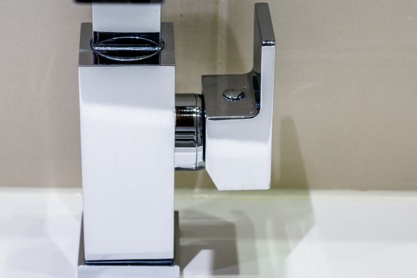 Faucet Knob Replacement in Aurora