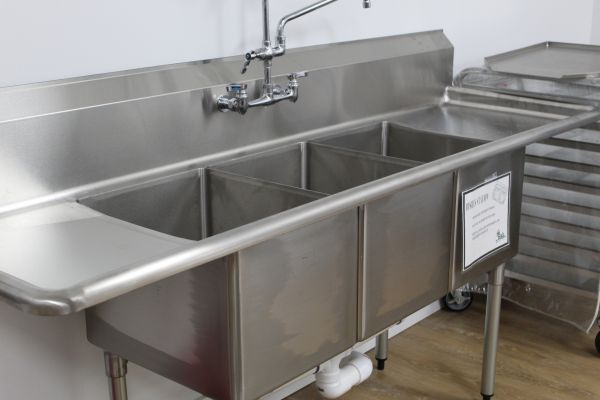 Cost of Utility Sink Installation in Aurora