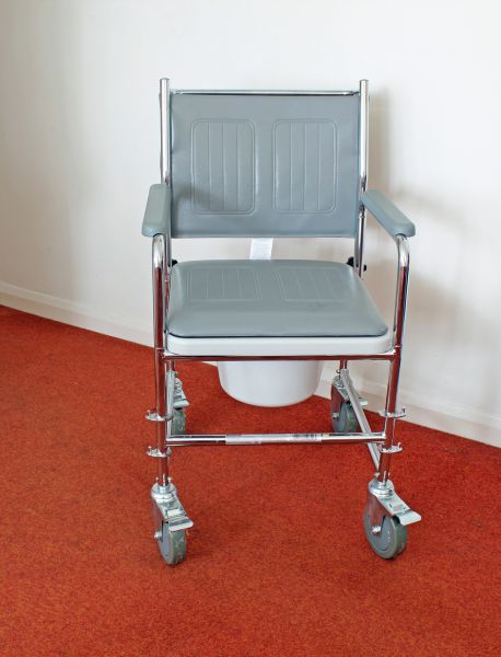 Commode Replacement in Aurora